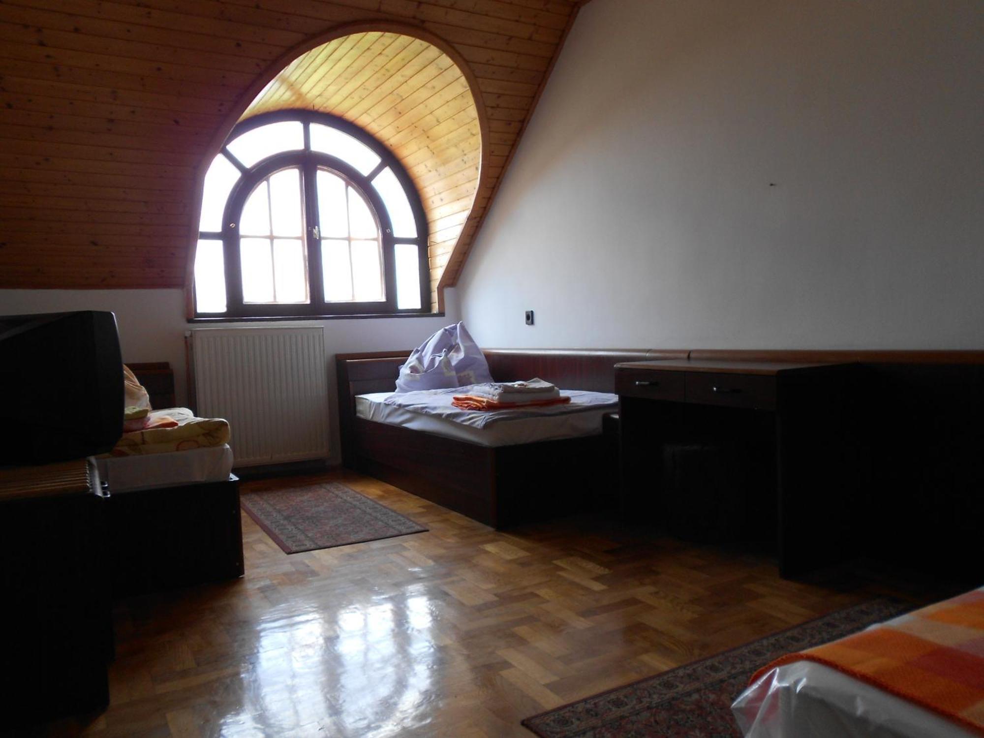 Bed and Breakfast Peregrino Panzio Budaörs Pokoj fotografie