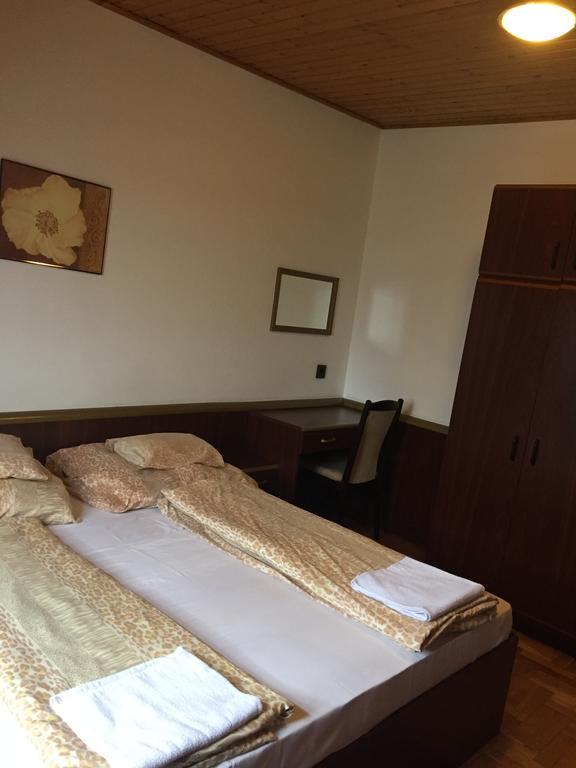 Bed and Breakfast Peregrino Panzio Budaörs Exteriér fotografie
