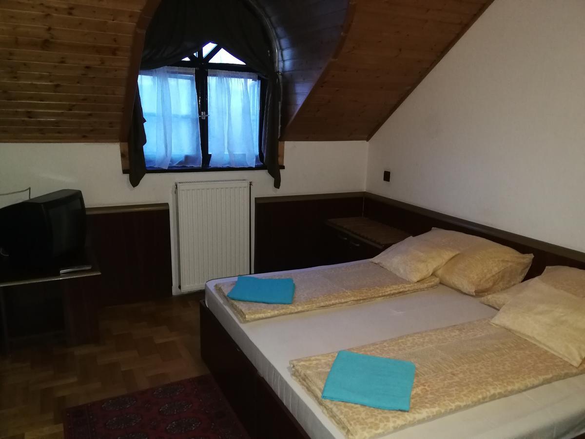 Bed and Breakfast Peregrino Panzio Budaörs Exteriér fotografie